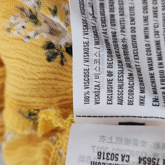 Hollister yellow cropped floral top - Picture 7 of 9